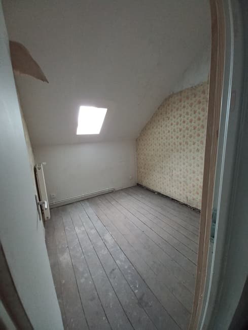 Maison de type HLM à rénover
