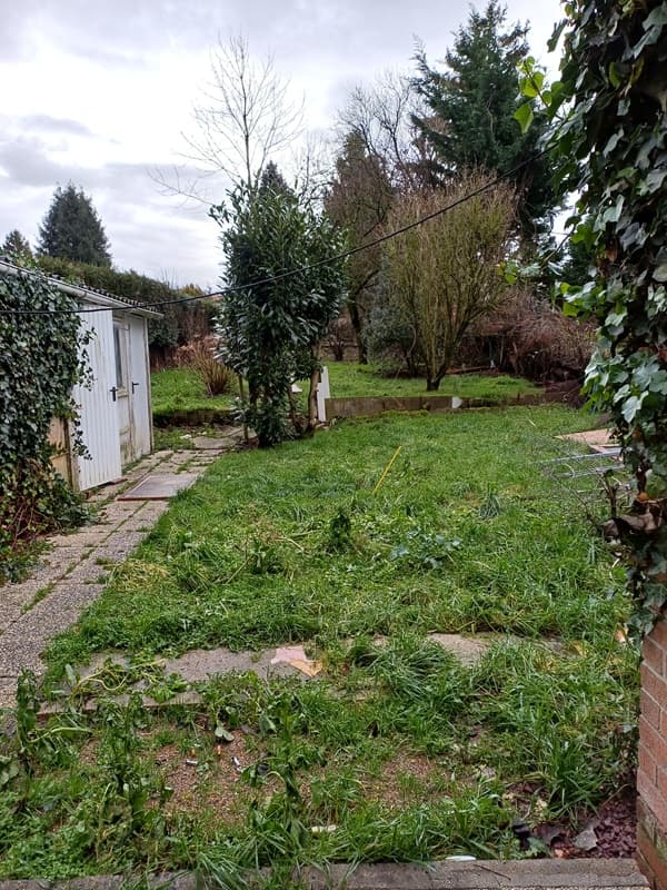 Maison de type HLM à rénover
