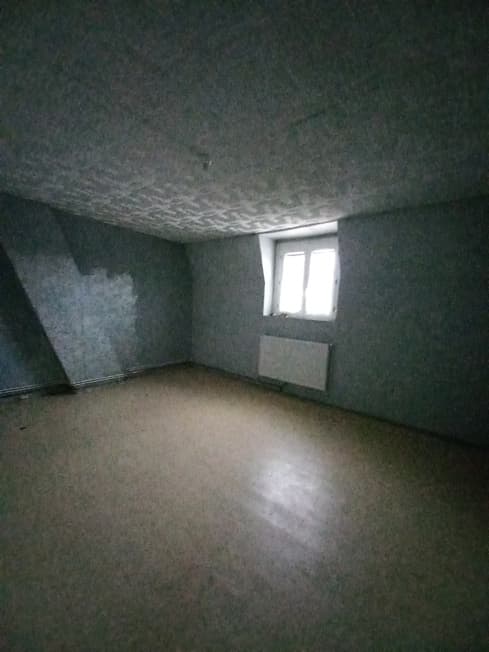Maison de type HLM à rénover
