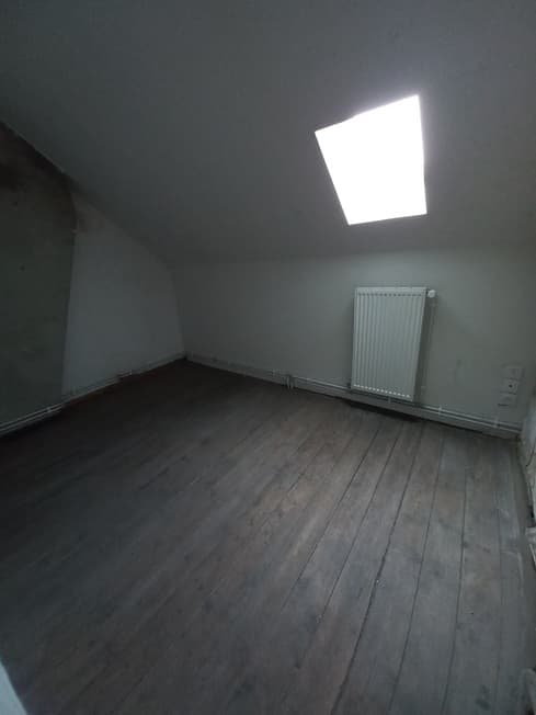 Maison de type HLM à rénover