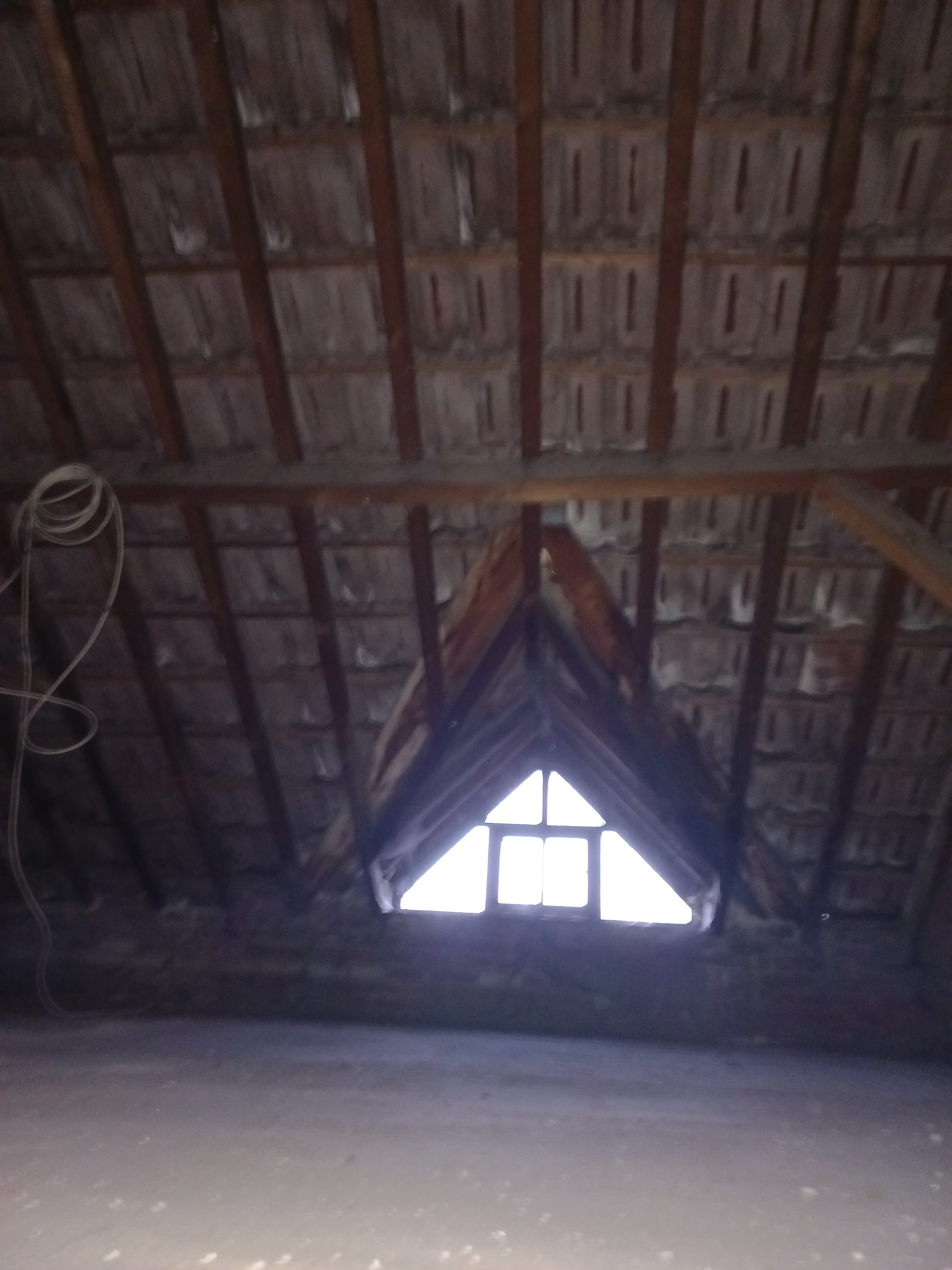 Maison de type HLM à rénover
