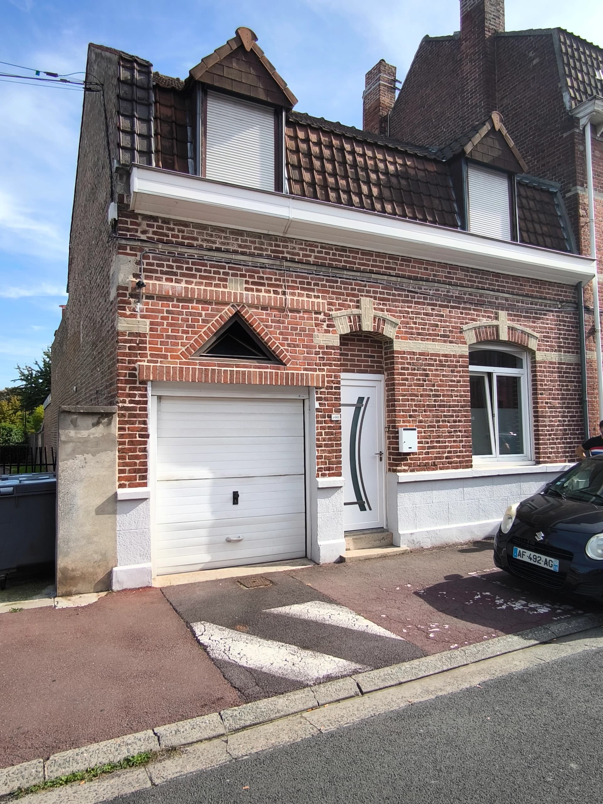 Maison de ville avec beau jardin !