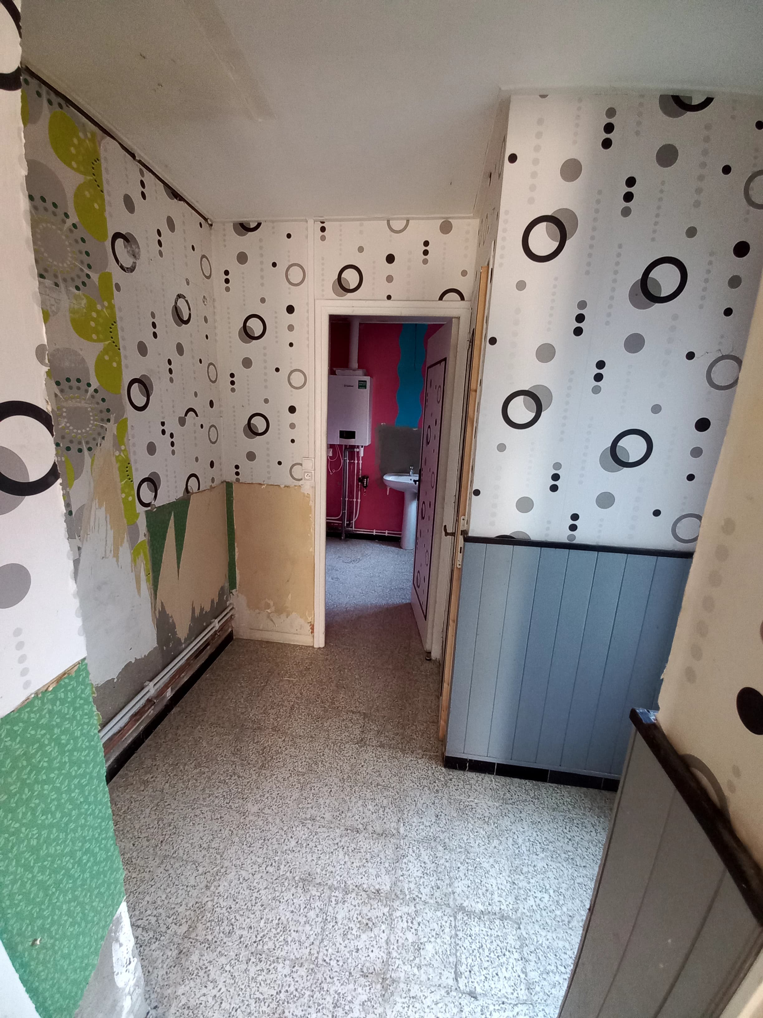 Maison de type HLM à rénover