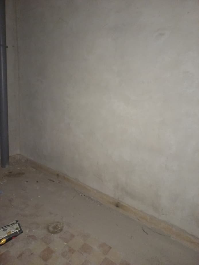 Maison de type HLM à rénover