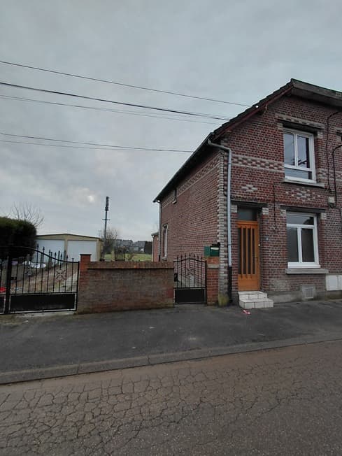 Maison ancienne type HLM à rénover