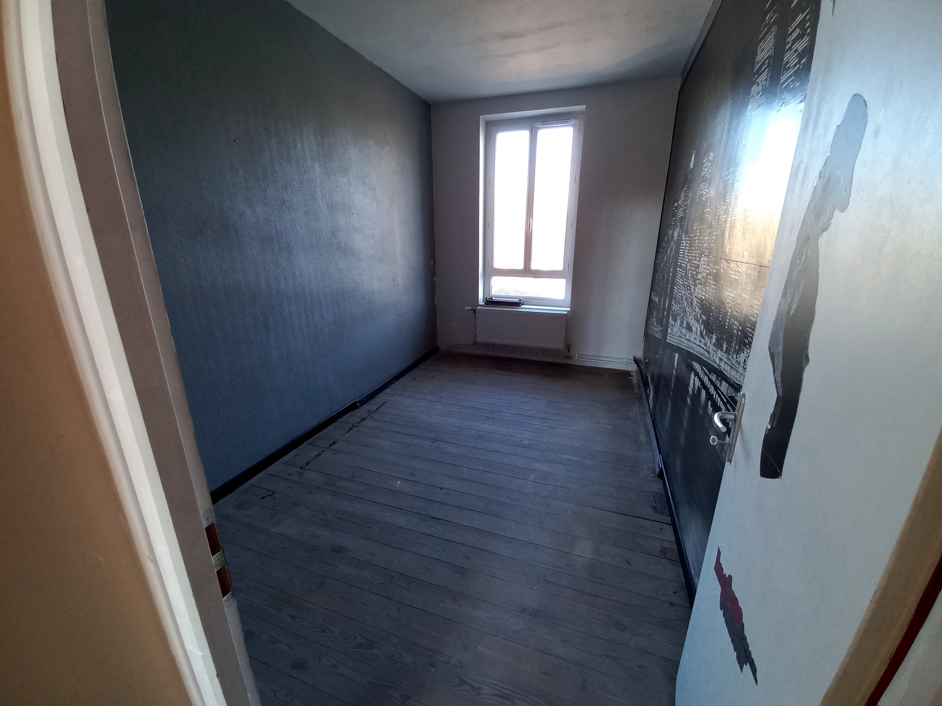 Maison de type HLM à rénover