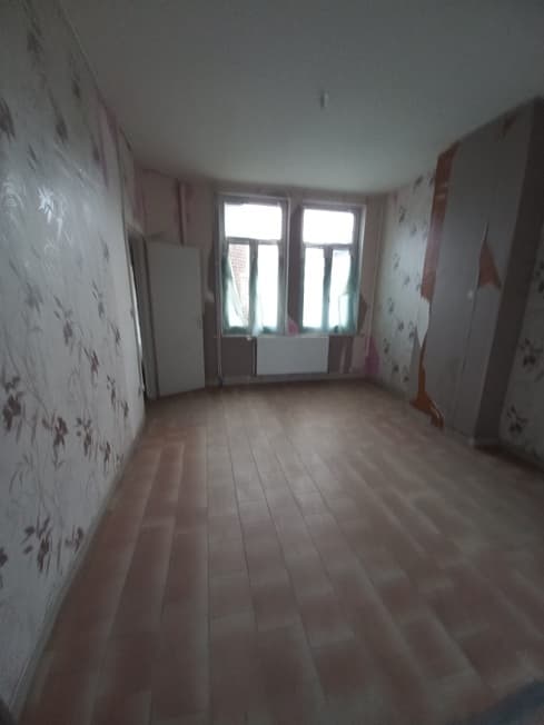Maison de type HLM à rénover