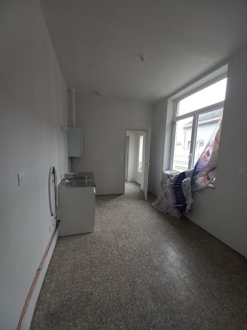 Maison de type HLM à rénover